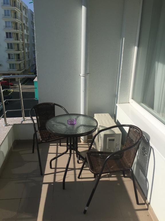 Apartament Antonia Summerland Mamaia Eksteriør bilde