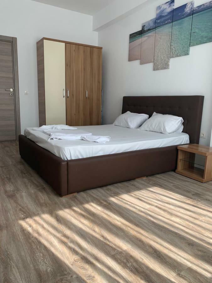 Apartament Antonia Summerland Mamaia Eksteriør bilde
